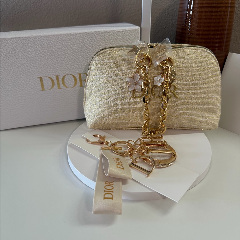 💛GWP🌼 Dior Elegant Gold and Cream WRISTLET